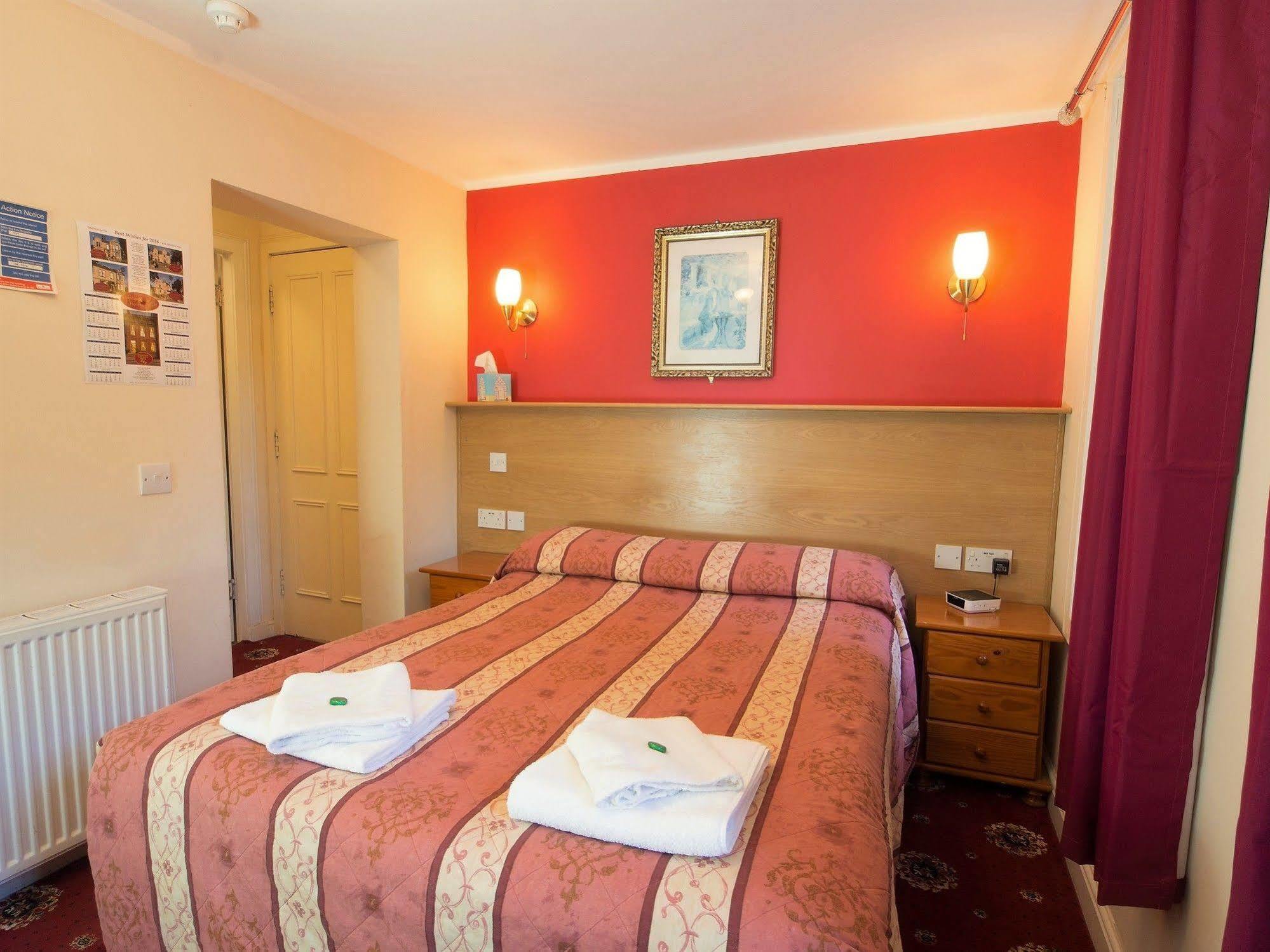 Cumberland Hotel EDI Exterior foto